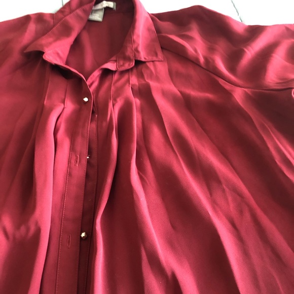 Loose fit button down - Picture 7 of 9